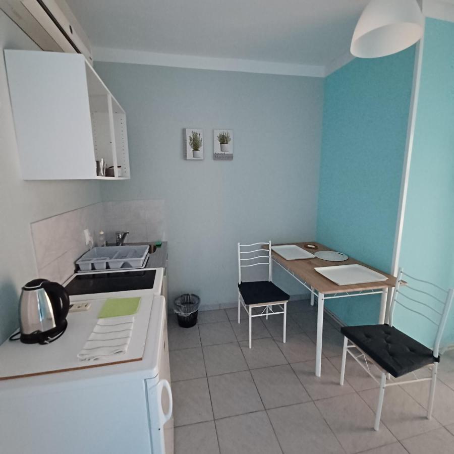 Apartments Losinj Mali Losinj Exterior photo