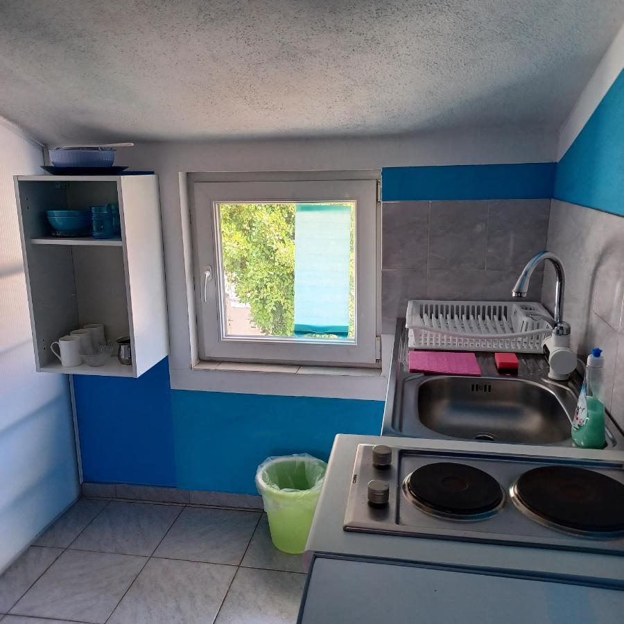 Apartments Losinj Mali Losinj Exterior photo